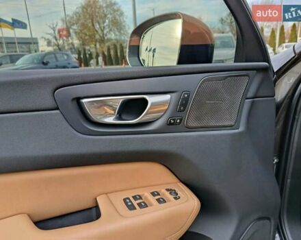 Серый Вольво ХС60, объемом двигателя 2 л и пробегом 77 тыс. км за 59900 $, фото 23 на Automoto.ua