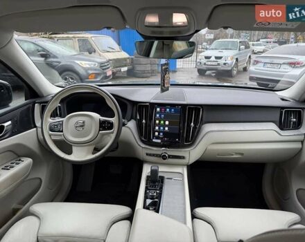 Серый Вольво ХС60, объемом двигателя 1.97 л и пробегом 28 тыс. км за 57000 $, фото 26 на Automoto.ua