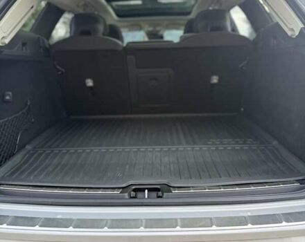 Вольво ХС60 2023 в Самборе на Automoto.ua Серый Вольво ХС60, объемом двигателя 2 л и пробегом 36 тыс. км за 52750 $, фото 28 на Automoto.ua