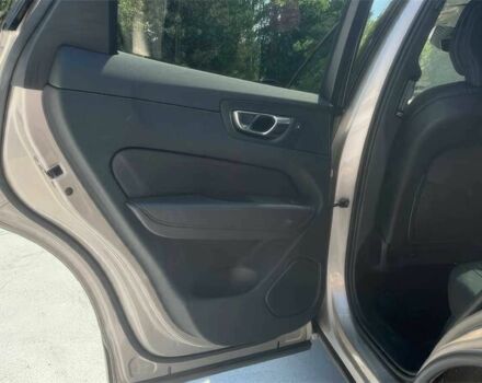 Сірий Вольво ХС60, об'ємом двигуна 2 л та пробігом 12 тис. км за 25700 $, фото 9 на Automoto.ua