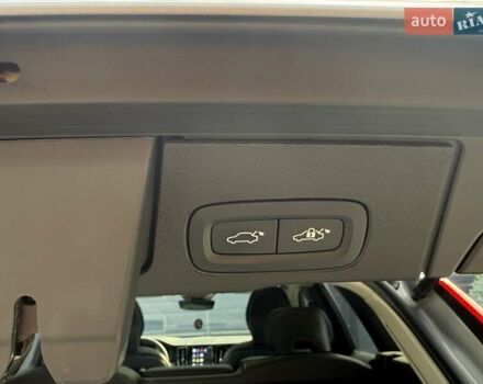 Вольво ХС60 2023 в Самборе на Automoto.ua Серый Вольво ХС60, объемом двигателя 2 л и пробегом 36 тыс. км за 52750 $, фото 27 на Automoto.ua