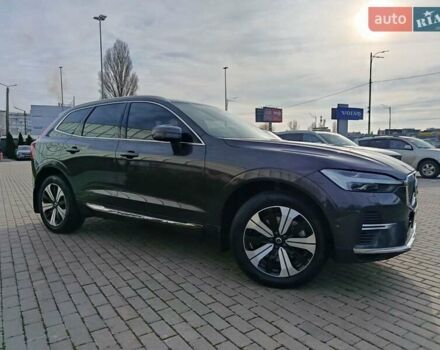 Серый Вольво ХС60, объемом двигателя 2 л и пробегом 77 тыс. км за 59900 $, фото 3 на Automoto.ua