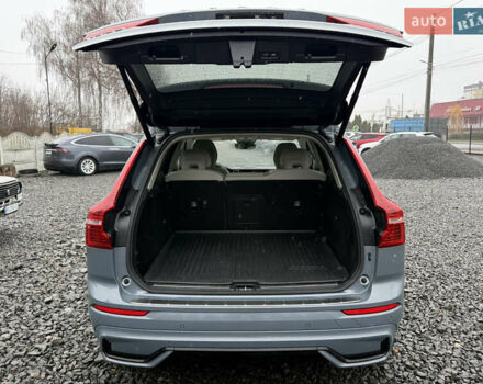 Серый Вольво ХС60, объемом двигателя 1.97 л и пробегом 14 тыс. км за 43000 $, фото 4 на Automoto.ua