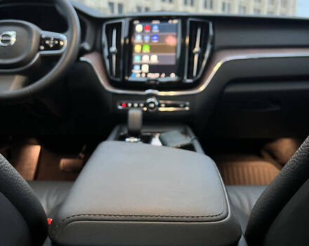 Сірий Вольво ХС60, об'ємом двигуна 1.97 л та пробігом 13 тис. км за 58000 $, фото 24 на Automoto.ua