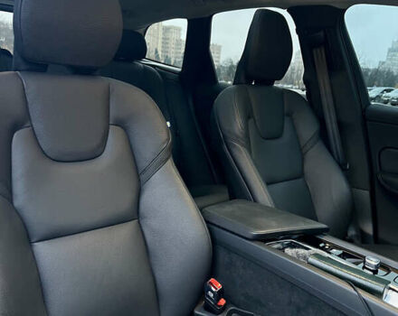 Сірий Вольво ХС60, об'ємом двигуна 1.97 л та пробігом 13 тис. км за 58000 $, фото 20 на Automoto.ua