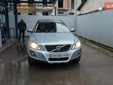 Серый Вольво ХС60, объемом двигателя 2.4 л и пробегом 278 тыс. км за 12300 $, фото 1 на Automoto.ua