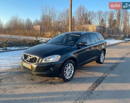 Сірий Вольво ХС60, об'ємом двигуна 2.4 л та пробігом 241 тис. км за 13500 $, фото 1 на Automoto.ua