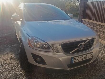Сірий Вольво ХС60, об'ємом двигуна 2.4 л та пробігом 320 тис. км за 13500 $, фото 1 на Automoto.ua