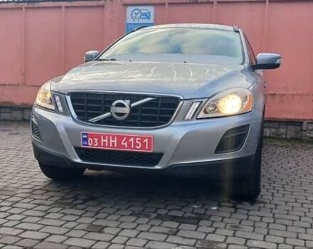 Серый Вольво ХС60, объемом двигателя 2 л и пробегом 282 тыс. км за 13500 $, фото 1 на Automoto.ua