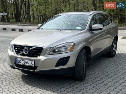 Вольво ХС60 2012 у Львові на Automoto.ua Сірий Вольво ХС60, об'ємом двигуна 3 л та пробігом 258 тис. км за 13100 $, фото 1 на Automoto.ua
