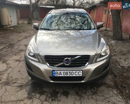 Серый Вольво ХС60, объемом двигателя 2.95 л и пробегом 150 тыс. км за 16000 $, фото 1 на Automoto.ua