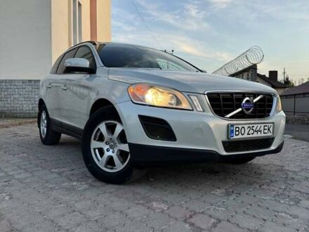 Сірий Вольво ХС60, об'ємом двигуна 2.4 л та пробігом 295 тис. км за 15600 $, фото 1 на Automoto.ua