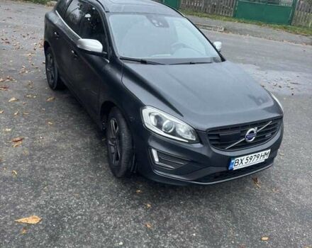 Серый Вольво ХС60, объемом двигателя 2.4 л и пробегом 319 тыс. км за 16344 $, фото 1 на Automoto.ua