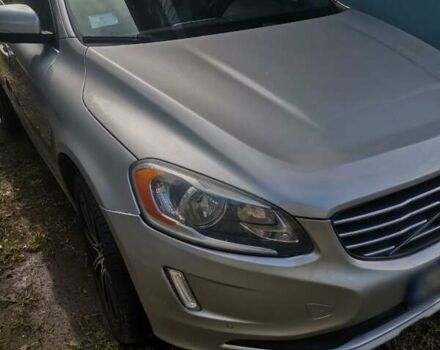 Серый Вольво ХС60, объемом двигателя 2 л и пробегом 195 тыс. км за 14000 $, фото 1 на Automoto.ua