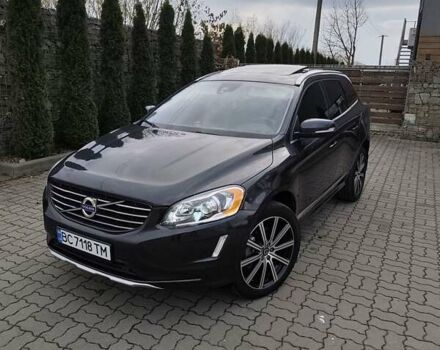 Серый Вольво ХС60, объемом двигателя 2 л и пробегом 175 тыс. км за 15800 $, фото 1 на Automoto.ua