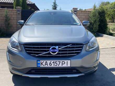 Серый Вольво ХС60, объемом двигателя 2 л и пробегом 201 тыс. км за 16000 $, фото 1 на Automoto.ua