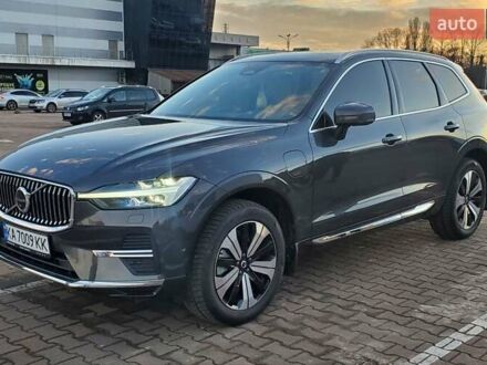 Вольво ХС60 2023 в Житомире на Automoto.ua Серый Вольво ХС60, объемом двигателя 1.97 л и пробегом 26 тыс. км за 68399 $, фото 1 на Automoto.ua