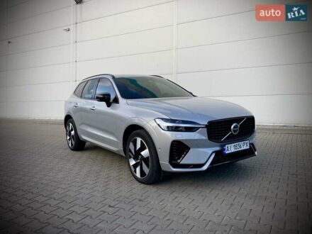 Вольво ХС60 2023 в Киеве на Automoto.ua Серый Вольво ХС60, объемом двигателя 2 л и пробегом 28 тыс. км за 57000 $, фото 1 на Automoto.ua
