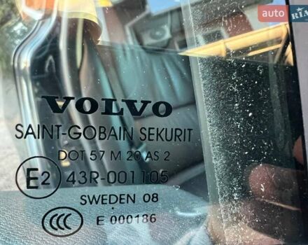 Синій Вольво ХС60, об'ємом двигуна 2.4 л та пробігом 218 тис. км за 13000 $, фото 42 на Automoto.ua