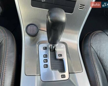 Синій Вольво ХС60, об'ємом двигуна 2.4 л та пробігом 218 тис. км за 13000 $, фото 26 на Automoto.ua