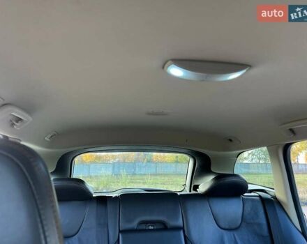 Синій Вольво ХС60, об'ємом двигуна 2.4 л та пробігом 218 тис. км за 13000 $, фото 39 на Automoto.ua