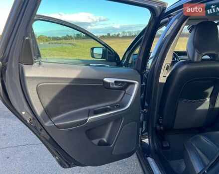 Синій Вольво ХС60, об'ємом двигуна 2.4 л та пробігом 218 тис. км за 13000 $, фото 11 на Automoto.ua