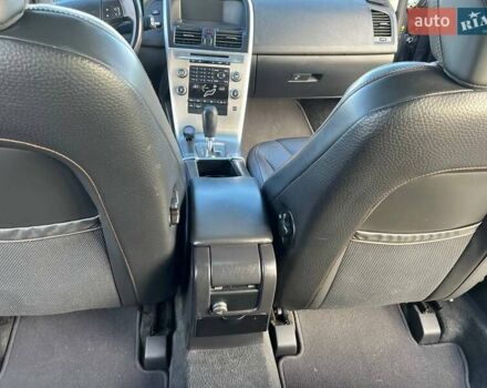 Синій Вольво ХС60, об'ємом двигуна 2.4 л та пробігом 218 тис. км за 13000 $, фото 22 на Automoto.ua