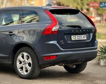 Синий Вольво ХС60, объемом двигателя 2.39 л и пробегом 251 тыс. км за 11000 $, фото 3 на Automoto.ua