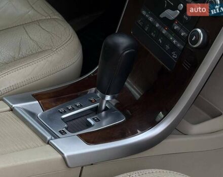 Синий Вольво ХС60, объемом двигателя 2.39 л и пробегом 251 тыс. км за 11000 $, фото 14 на Automoto.ua