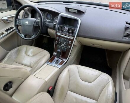Синий Вольво ХС60, объемом двигателя 2.39 л и пробегом 251 тыс. км за 11000 $, фото 11 на Automoto.ua