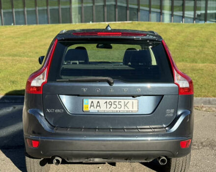 Синий Вольво ХС60, объемом двигателя 2.4 л и пробегом 153 тыс. км за 14700 $, фото 4 на Automoto.ua