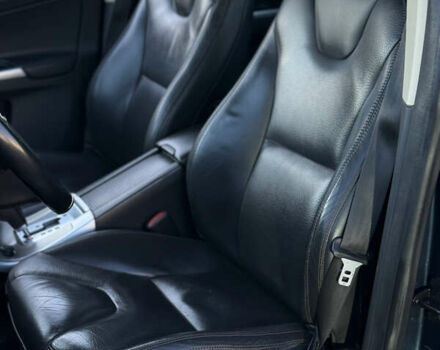 Синий Вольво ХС60, объемом двигателя 2.4 л и пробегом 153 тыс. км за 14700 $, фото 10 на Automoto.ua