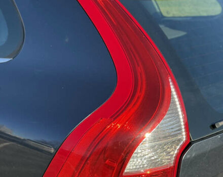 Синий Вольво ХС60, объемом двигателя 2.4 л и пробегом 153 тыс. км за 14700 $, фото 29 на Automoto.ua