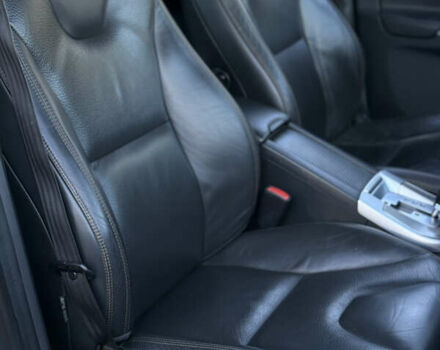 Синий Вольво ХС60, объемом двигателя 2.4 л и пробегом 153 тыс. км за 14700 $, фото 13 на Automoto.ua