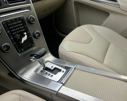 Синий Вольво ХС60, объемом двигателя 3.2 л и пробегом 158 тыс. км за 14000 $, фото 18 на Automoto.ua