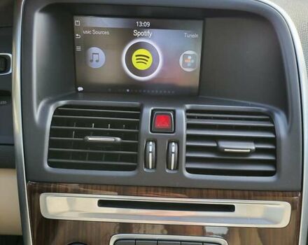 Синій Вольво ХС60, об'ємом двигуна 2.4 л та пробігом 214 тис. км за 19200 $, фото 31 на Automoto.ua