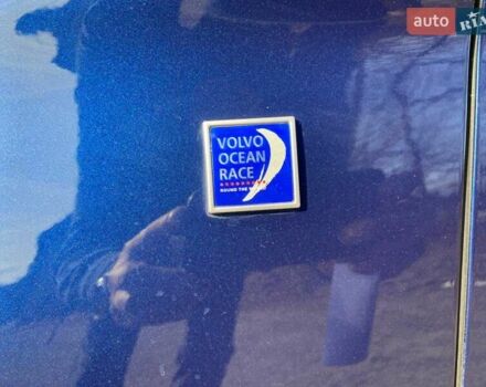 Синий Вольво ХС60, объемом двигателя 2 л и пробегом 110 тыс. км за 16500 $, фото 2 на Automoto.ua