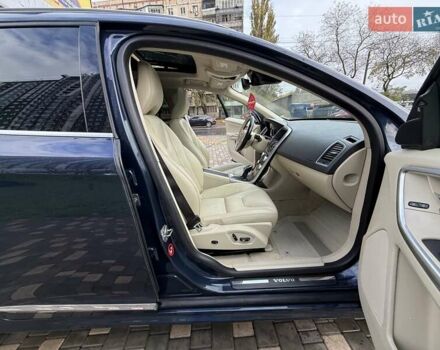 Синій Вольво ХС60, об'ємом двигуна 1.97 л та пробігом 310 тис. км за 13600 $, фото 40 на Automoto.ua