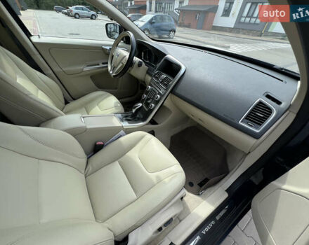 Синий Вольво ХС60, объемом двигателя 1.97 л и пробегом 227 тыс. км за 15950 $, фото 26 на Automoto.ua