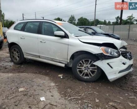 Синий Вольво ХС60, объемом двигателя 2 л и пробегом 186 тыс. км за 7950 $, фото 3 на Automoto.ua