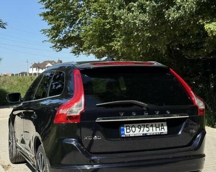 Синий Вольво ХС60, объемом двигателя 2 л и пробегом 109 тыс. км за 13900 $, фото 1 на Automoto.ua