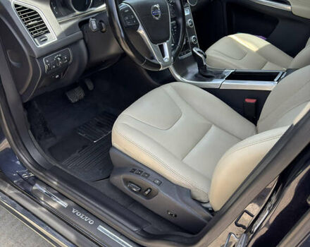 Синій Вольво ХС60, об'ємом двигуна 1.97 л та пробігом 98 тис. км за 18500 $, фото 7 на Automoto.ua