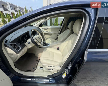 Синий Вольво ХС60, объемом двигателя 1.97 л и пробегом 227 тыс. км за 15950 $, фото 13 на Automoto.ua