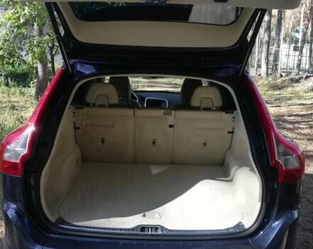 Синій Вольво ХС60, об'ємом двигуна 1.97 л та пробігом 114 тис. км за 18700 $, фото 12 на Automoto.ua