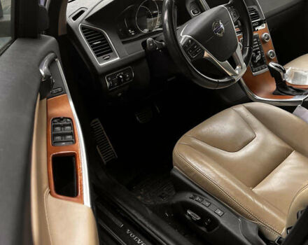 Вольво ХС60 2016 в Киеве на Automoto.ua Синий Вольво ХС60, объемом двигателя 2 л и пробегом 107 тыс. км за 19900 $, фото 4 на Automoto.ua