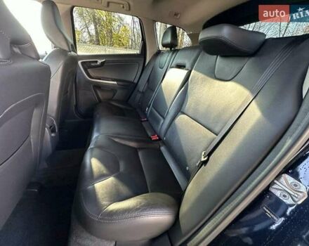 Синий Вольво ХС60, объемом двигателя 1.97 л и пробегом 145 тыс. км за 3000 $, фото 17 на Automoto.ua
