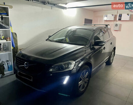 Синий Вольво ХС60, объемом двигателя 1.97 л и пробегом 145 тыс. км за 20000 $, фото 11 на Automoto.ua