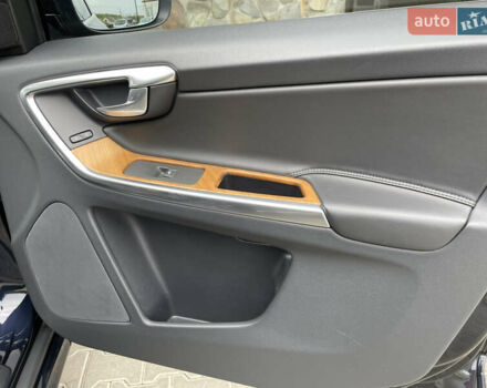 Синий Вольво ХС60, объемом двигателя 1.97 л и пробегом 145 тыс. км за 20000 $, фото 25 на Automoto.ua