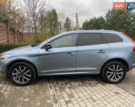 Синий Вольво ХС60, объемом двигателя 1.97 л и пробегом 202 тыс. км за 17800 $, фото 2 на Automoto.ua