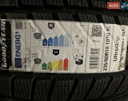 Синий Вольво ХС60, объемом двигателя 1.97 л и пробегом 145 тыс. км за 20000 $, фото 37 на Automoto.ua